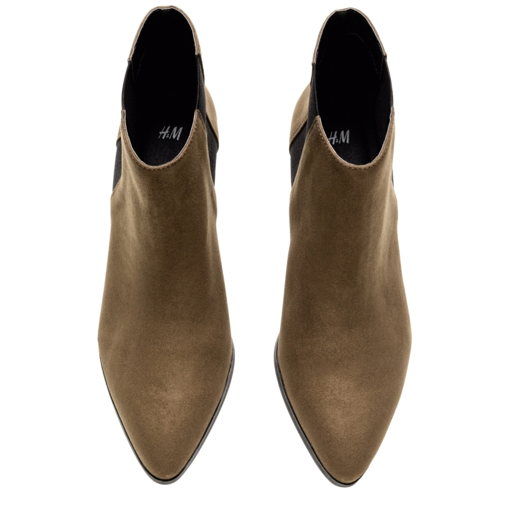 H&M Faux Suede Chelsea Ankle Boots With Elastic Side Panels Women's Size 6 - Picture 13 of 14
